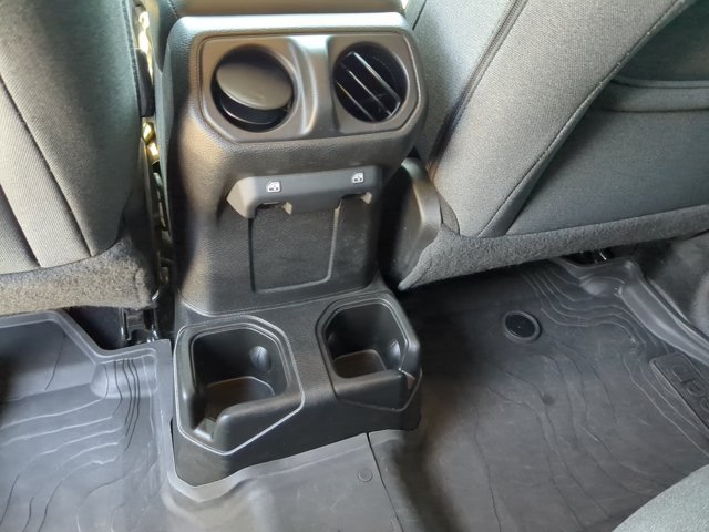 Used 2024 Jeep Wrangler Unlimited Sport AWD/4WD image 30