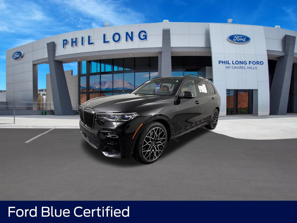 Used 2022 BMW X7 M50i AWD/4WD image 1