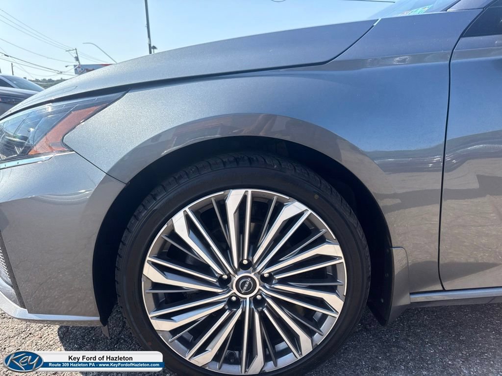 Used 2023 Nissan Altima 2.5 SL AWD/4WD image 13