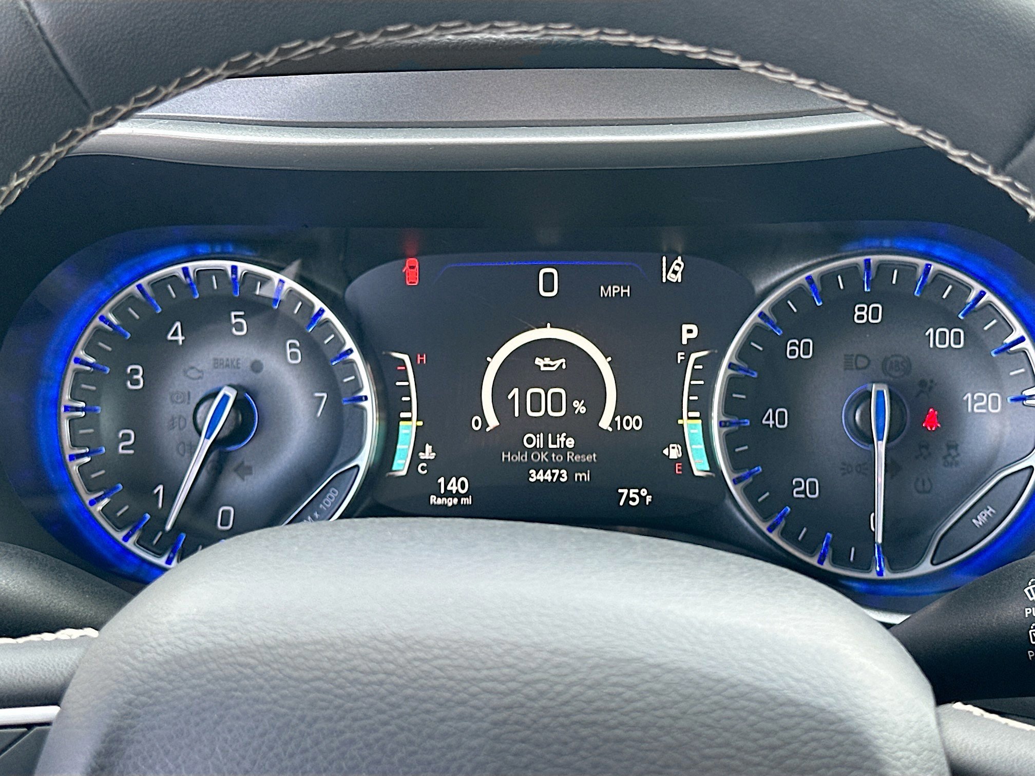 Used 2023 Chrysler Pacifica Touring-L image 12