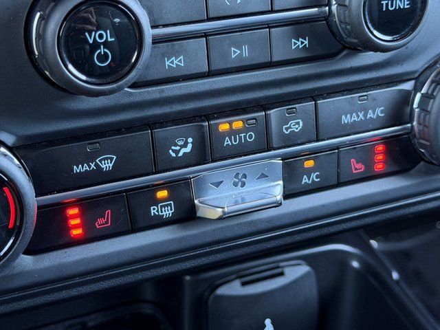 Certified 2025 Ford Bronco Big Bend image 37