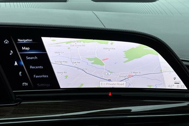 Used 2023 Cadillac Escalade Premium Luxury Platinum image 18