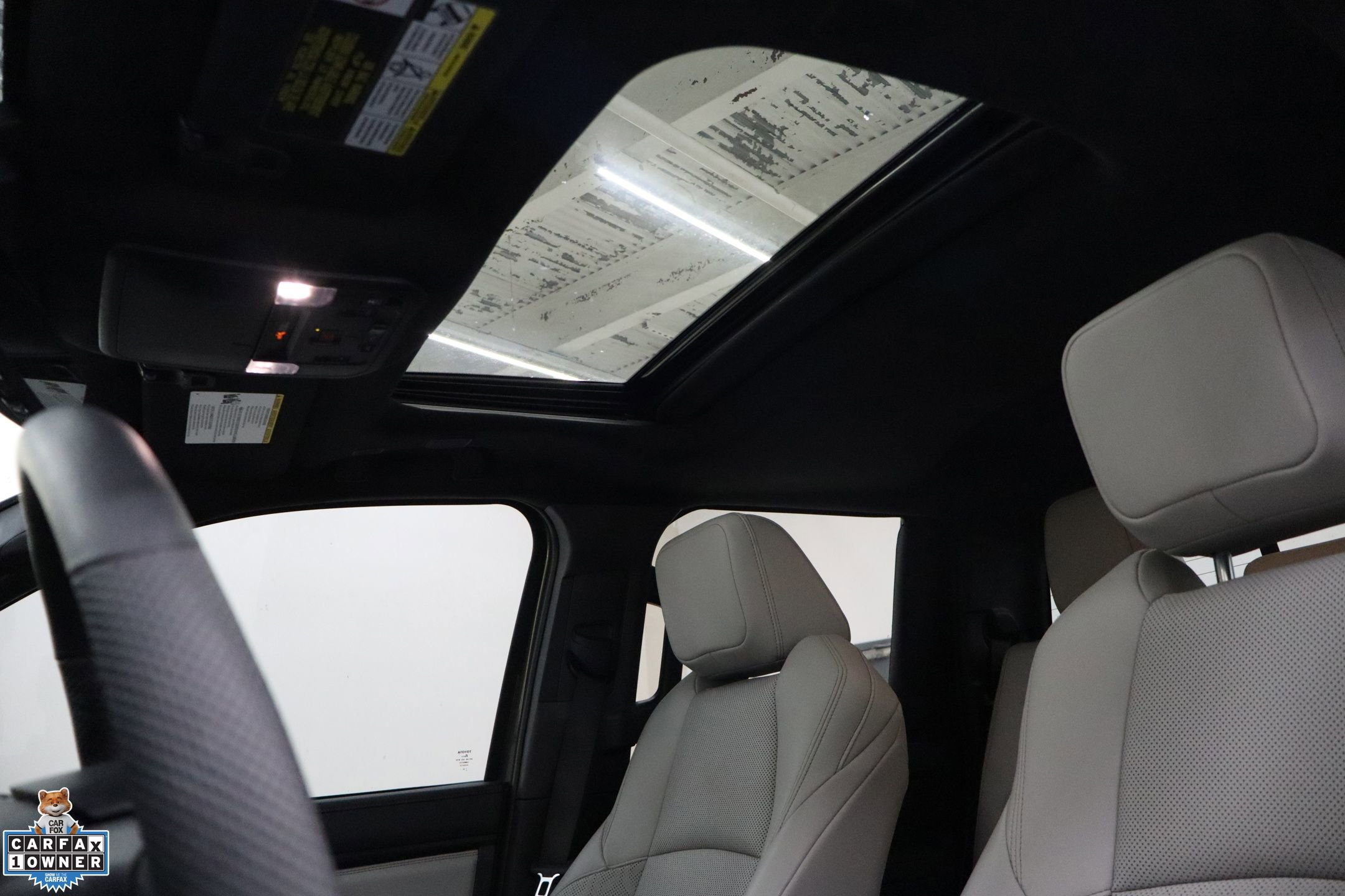 Used 2024 Toyota Tacoma Limited image 23