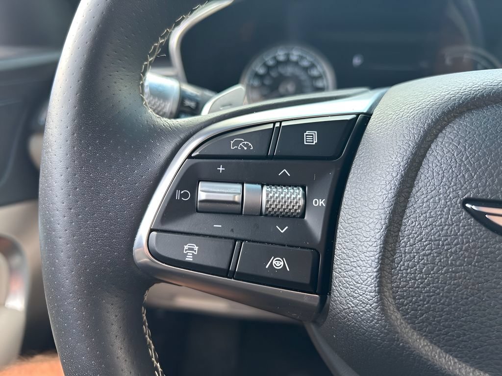 Used 2026 Genesis G70 2.5T RWD image 19
