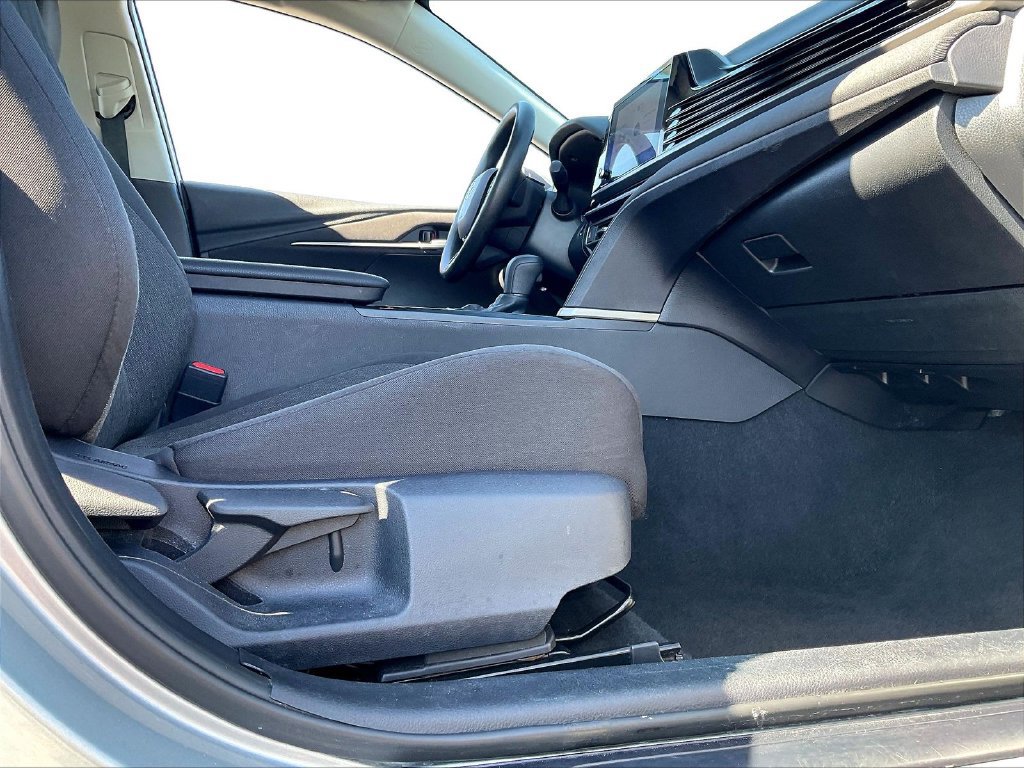 Used 2025 Toyota Camry LE FWD image 34