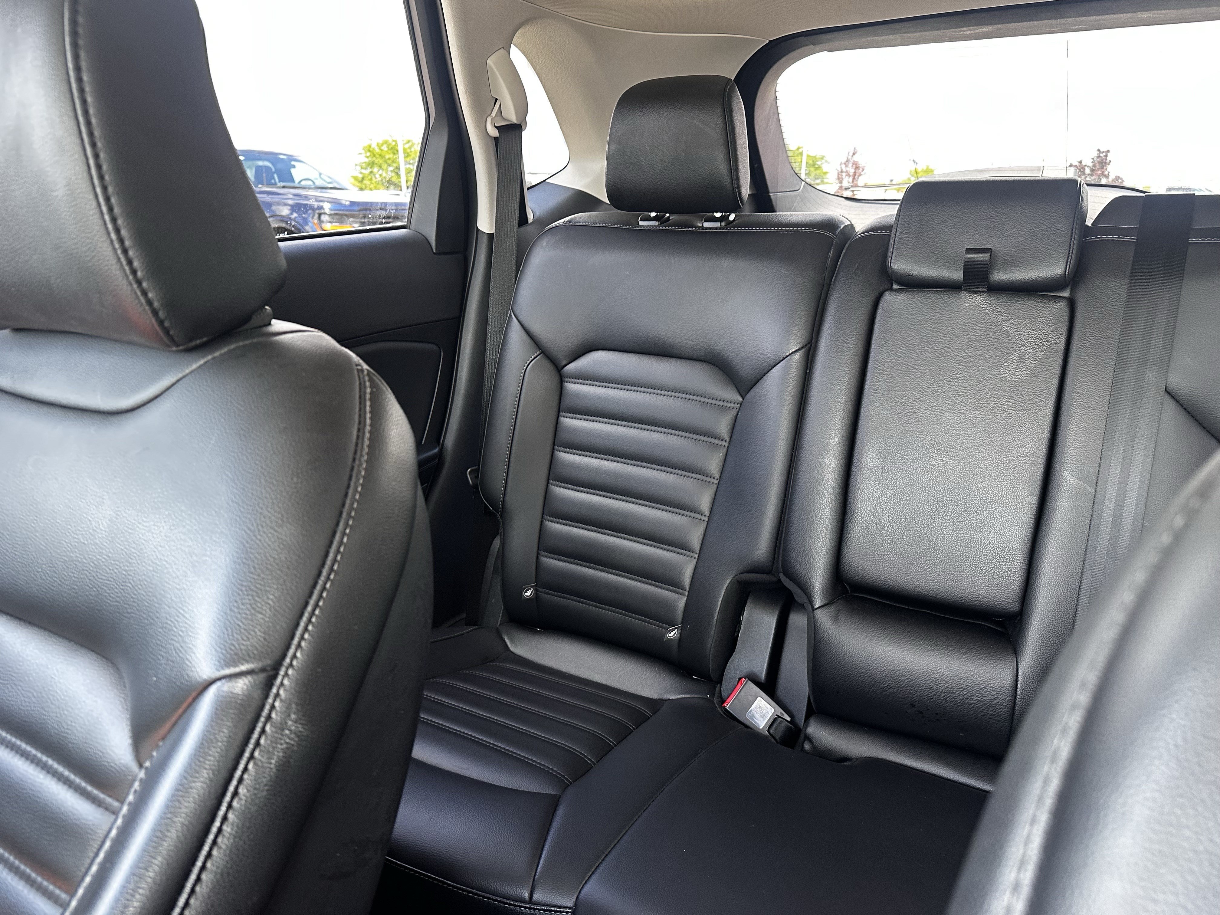 Certified 2024 Ford Edge SEL w/ Convenience Package AWD/4WD image 12