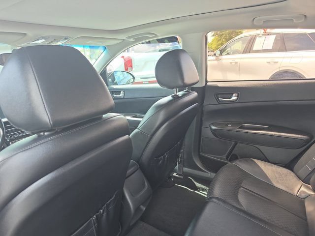 Used 2020 Kia Optima SE FWD image 14