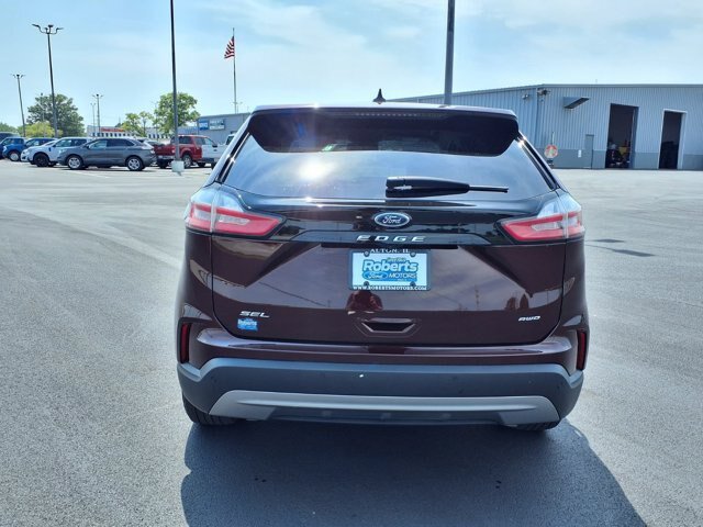 Certified 2024 Ford Edge SEL w/ Convenience Package AWD/4WD image 4