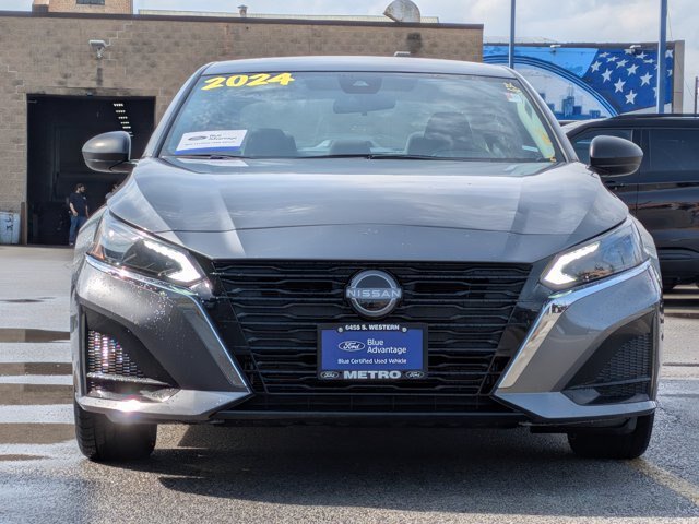 Used 2024 Nissan Altima 2.5 SV FWD image 9