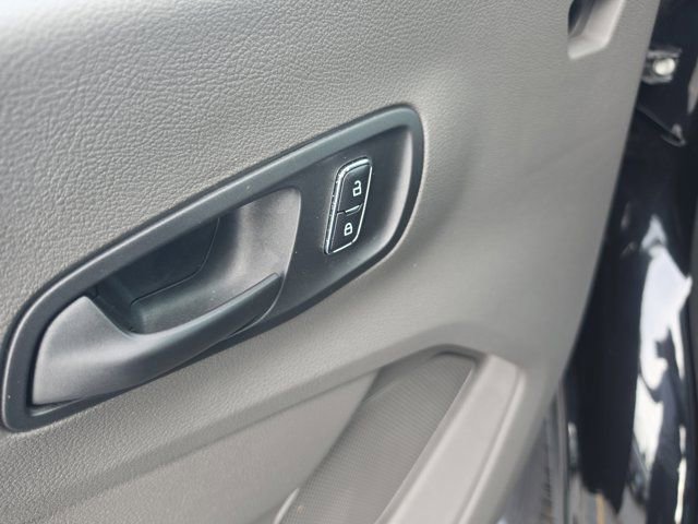 Certified 2025 Ford Transit 350 XLT image 15