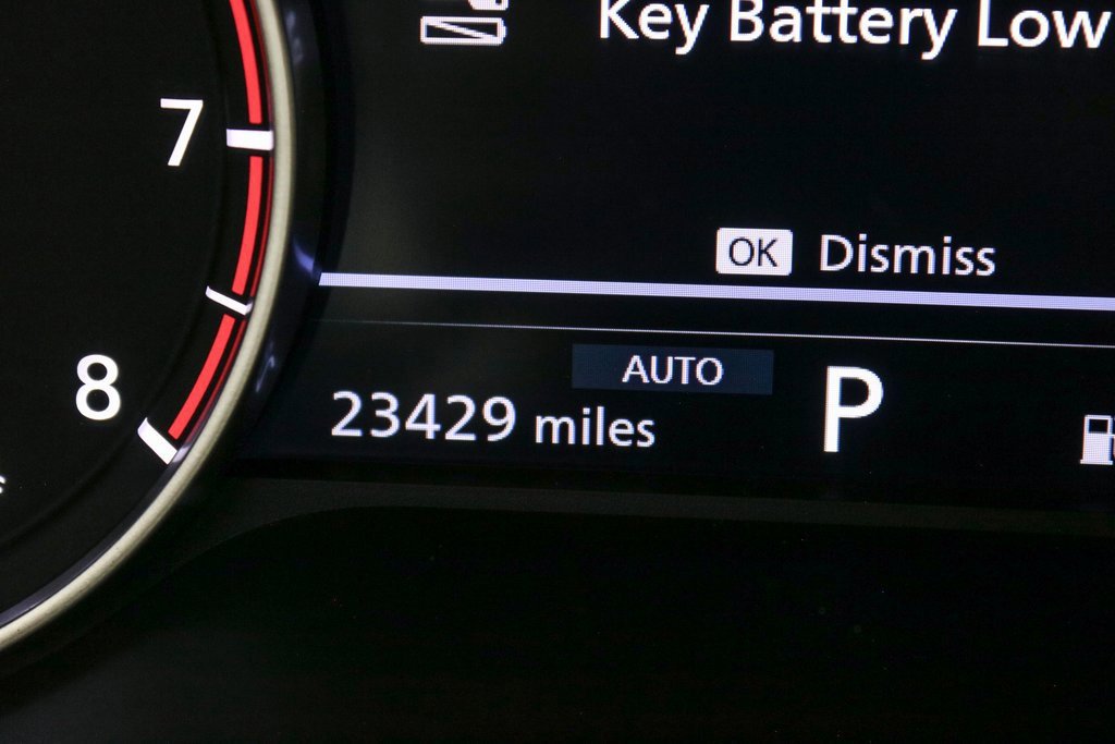 Used 2023 Nissan Rogue S image 17