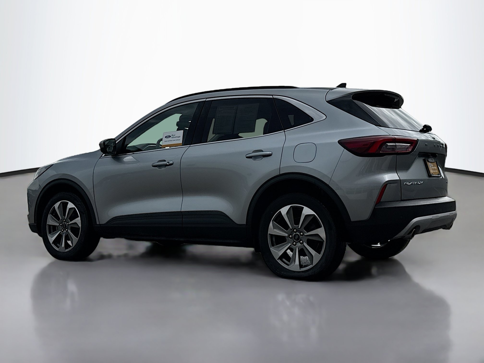 Certified 2024 Ford Escape Platinum AWD/4WD image 13