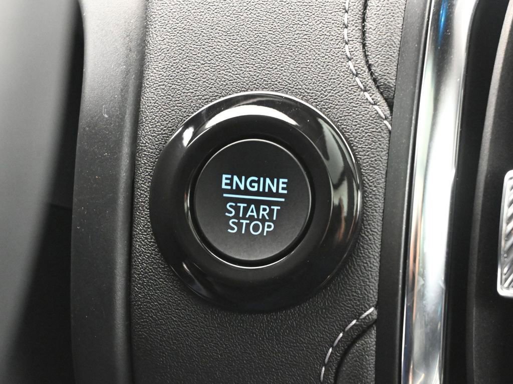 Certified 2025 Ford Expedition Platinum w/ Stealth Appearance Package image 42