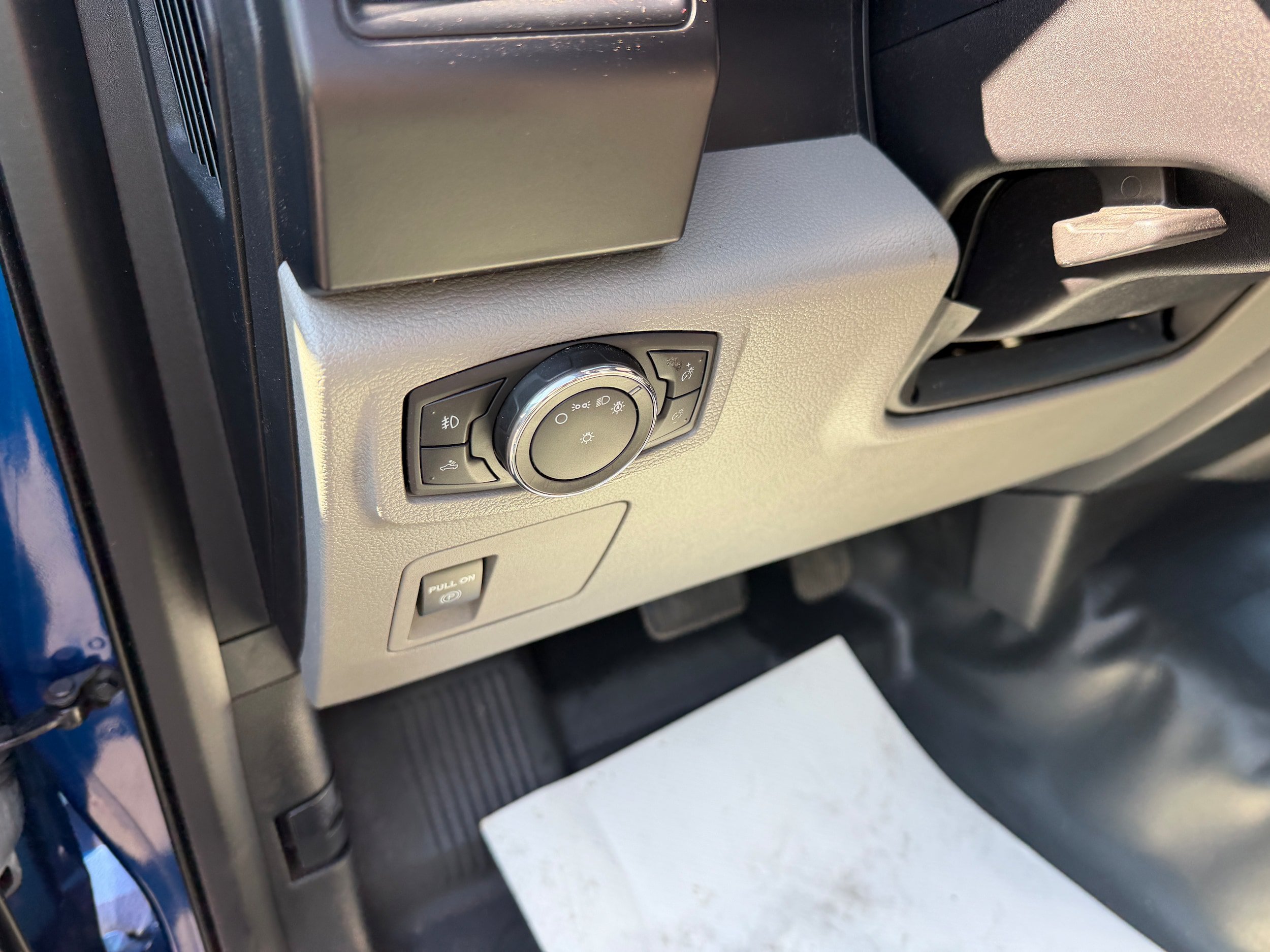 Certified 2018 Ford F150 XL w/ Equipment Group 101A Mid AWD/4WD image 21