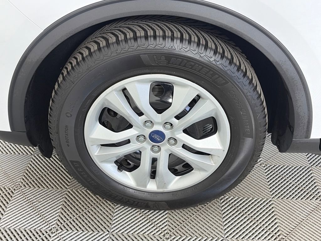 Certified 2022 Ford Escape S image 8