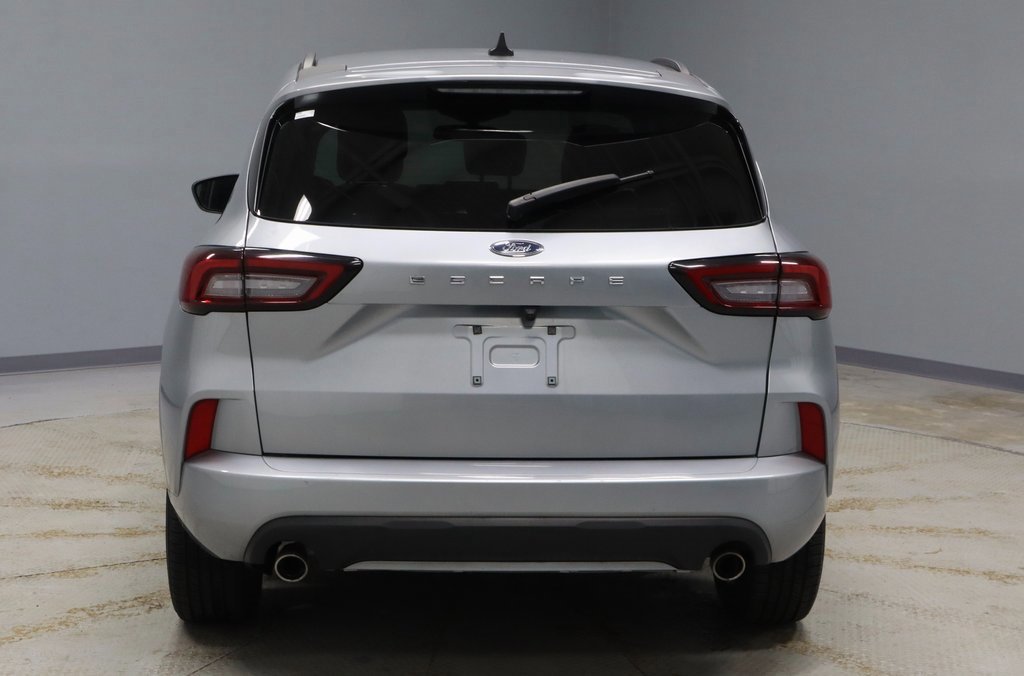 Certified 2024 Ford Escape ST-Line w/ Cold Weather Package image 4