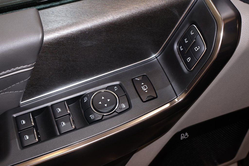 Certified 2026 Ford F350 Platinum w/ Platinum Plus Package image 15