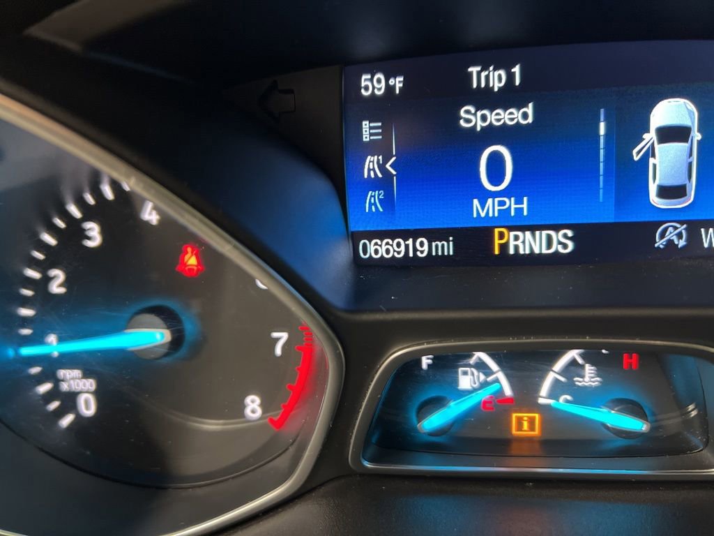 Certified 2017 Ford Escape Titanium image 23