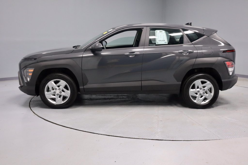Used 2024 Hyundai Kona SE AWD/4WD image 7