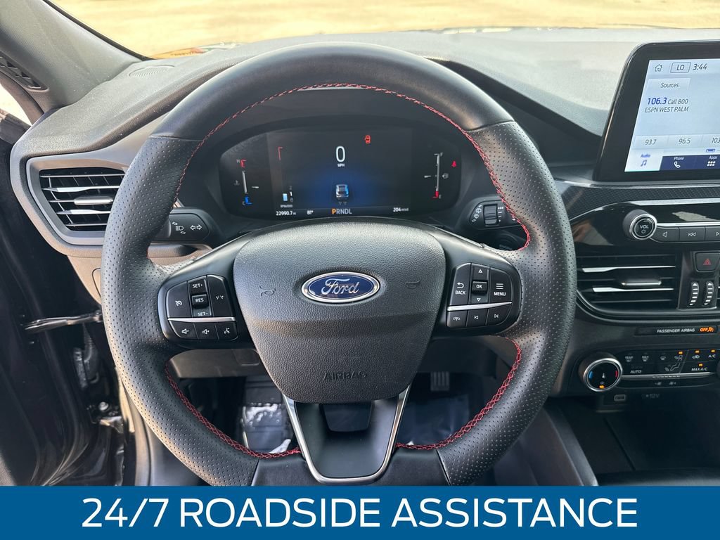 Certified 2025 Ford Escape ST-Line FWD image 14