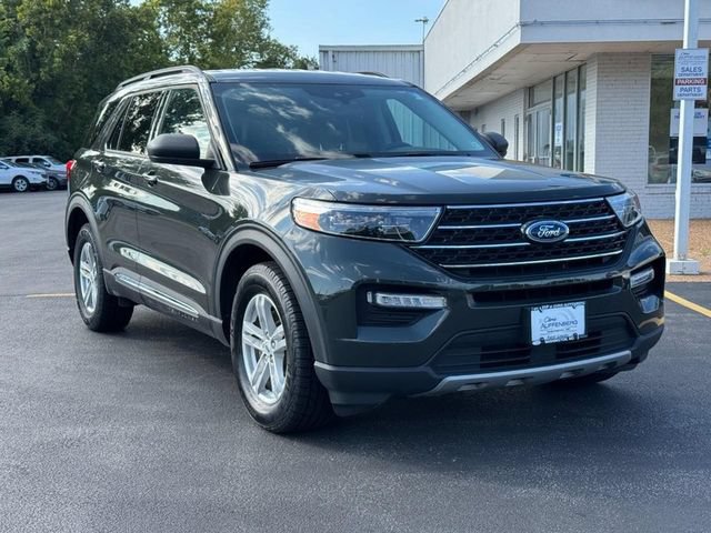 Certified 2024 Ford Explorer XLT w/ Equipment Group 202A AWD/4WD image 2