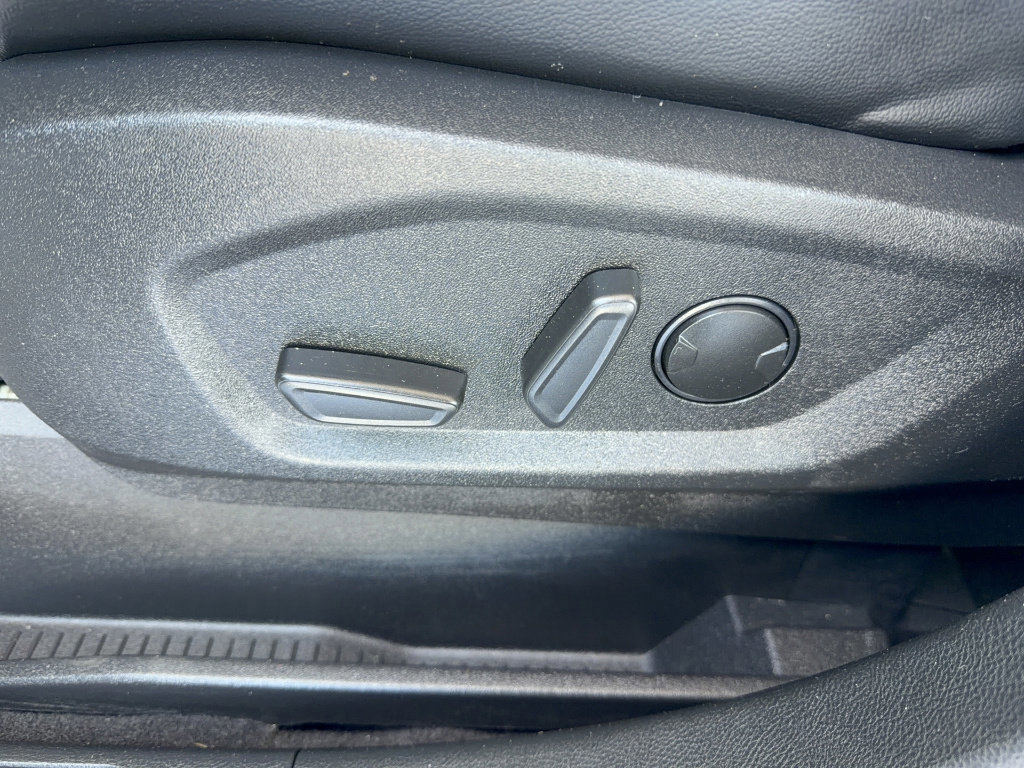 Certified 2024 Ford Edge SEL w/ Convenience Package image 32