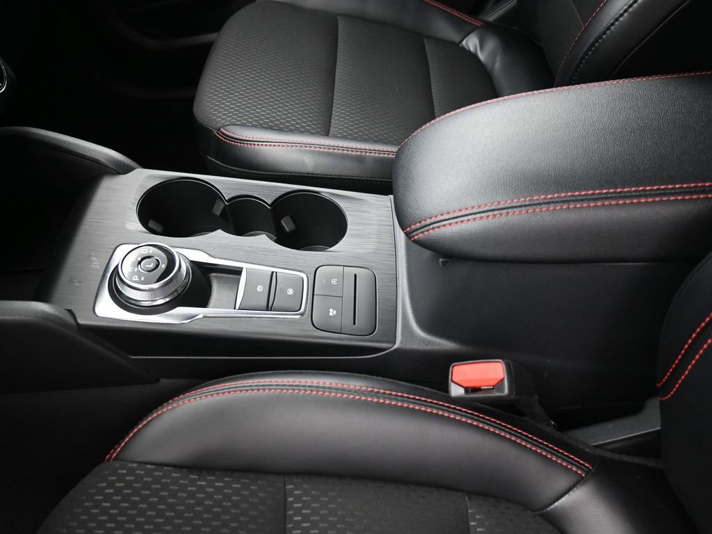 Certified 2025 Ford Escape ST-Line image 20