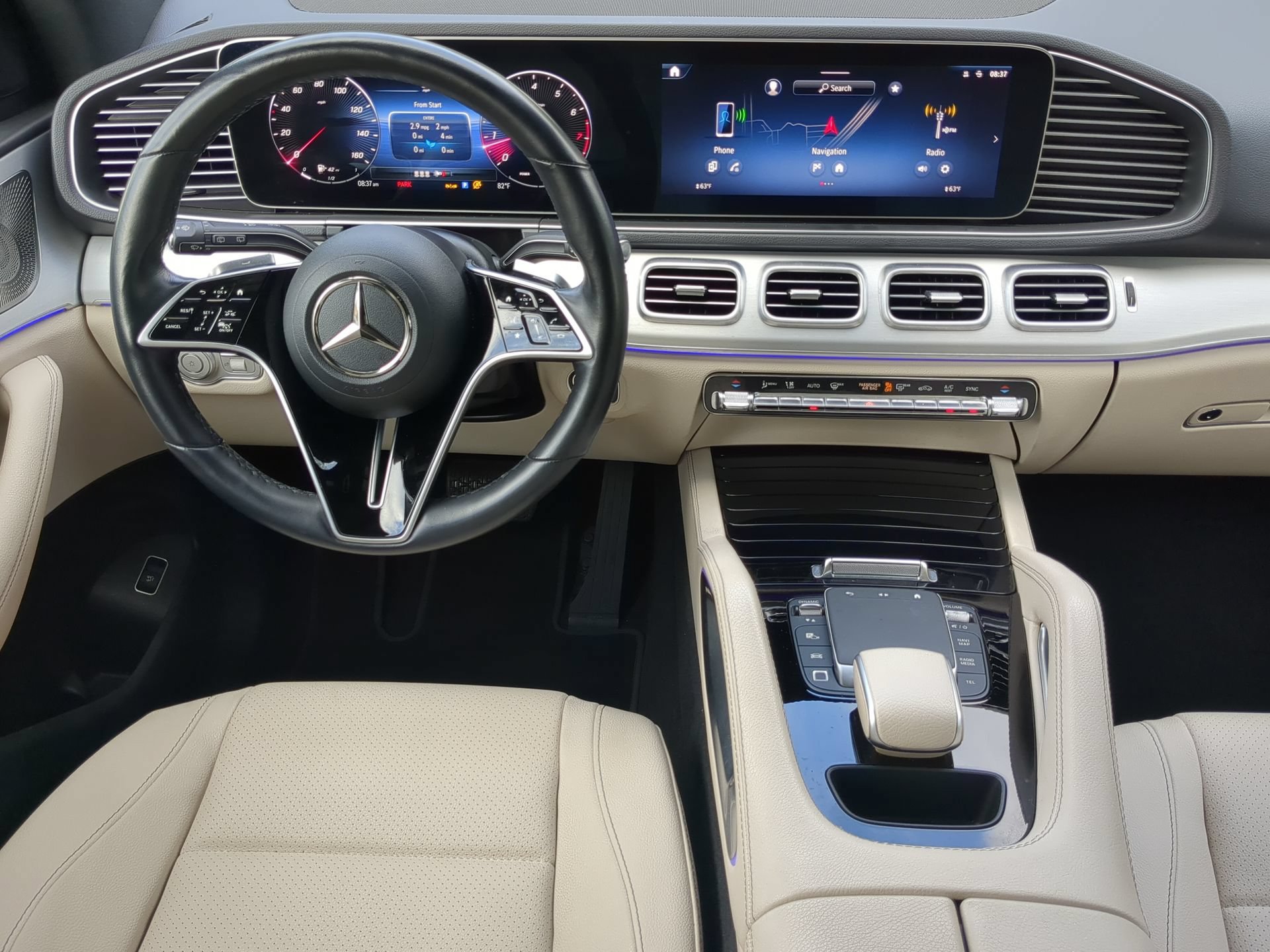 Used 2025 Mercedes-Benz GLE 350 4MATIC w/ Driver Assistance Package image 51