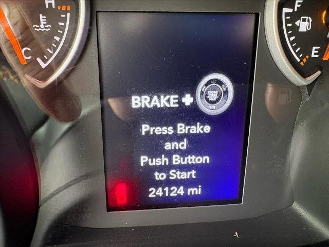 Used 2024 Jeep Gladiator Sport image 12