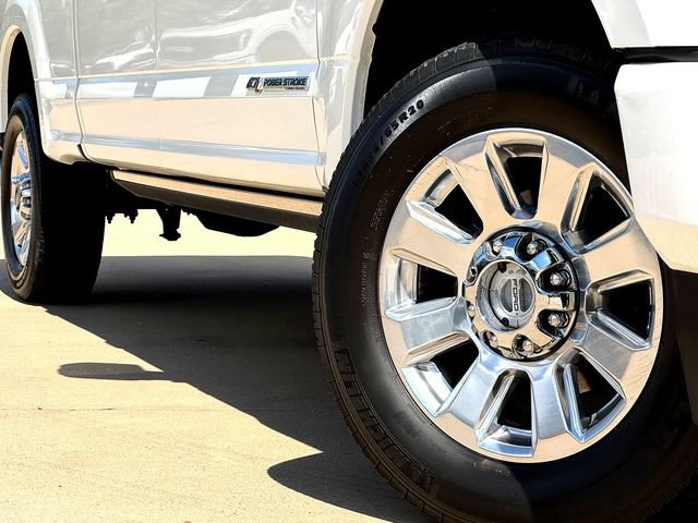 Certified 2020 Ford F250 Platinum w/ FX4 Off-Road Package AWD/4WD image 7