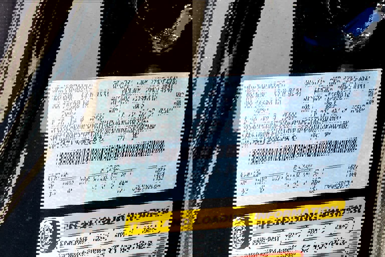 Certified 2024 Ford Expedition XLT image 21