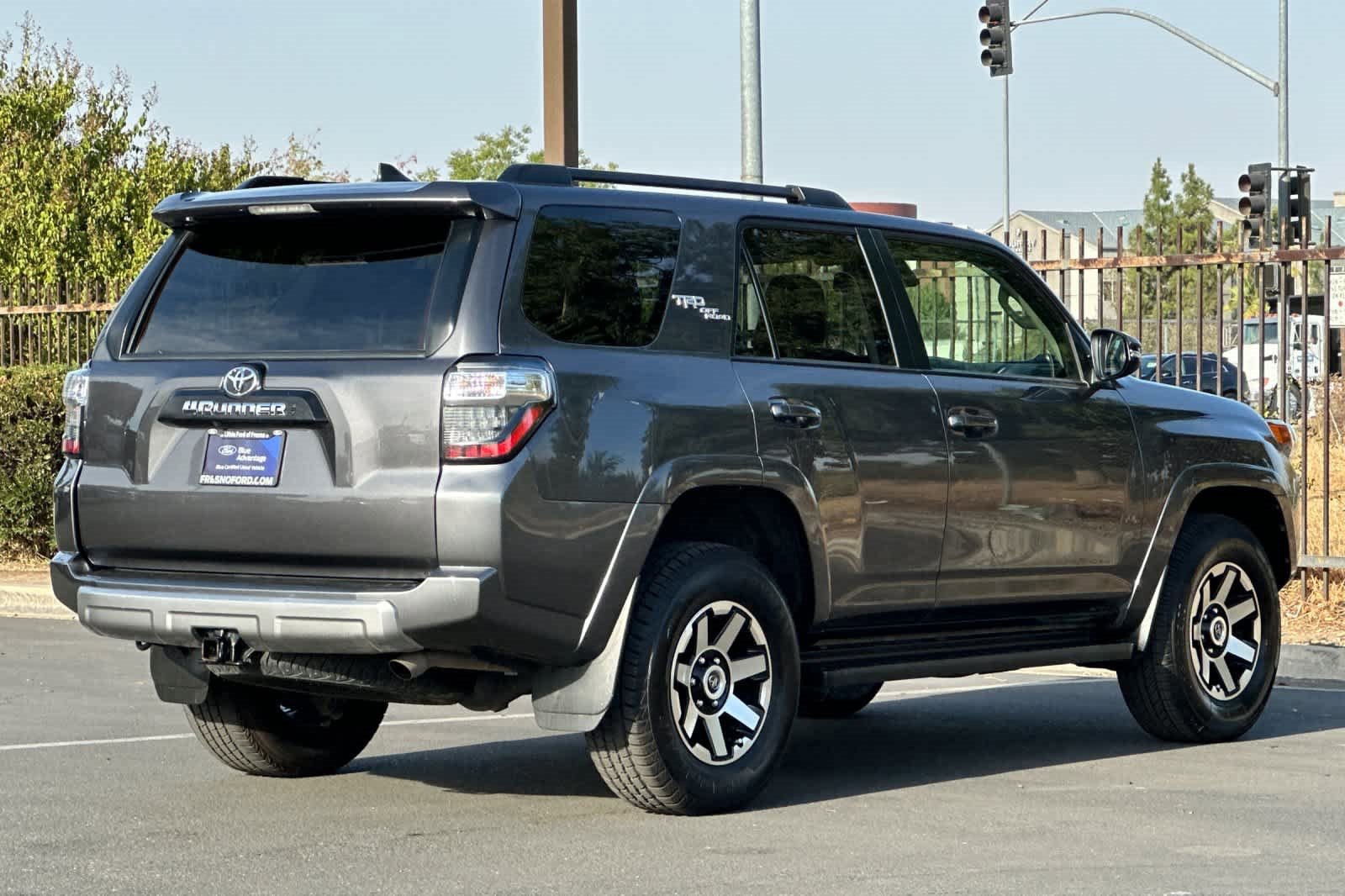 Used 2022 Toyota 4Runner TRD Off-Road Premium image 5