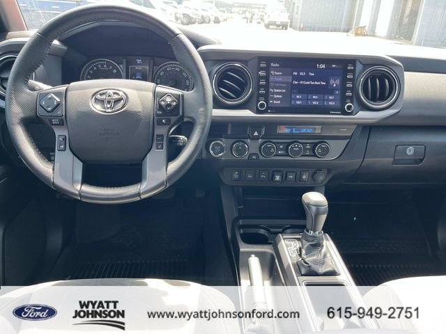 Used 2021 Toyota Tacoma TRD Off-Road w/ Technology Package AWD/4WD image 13