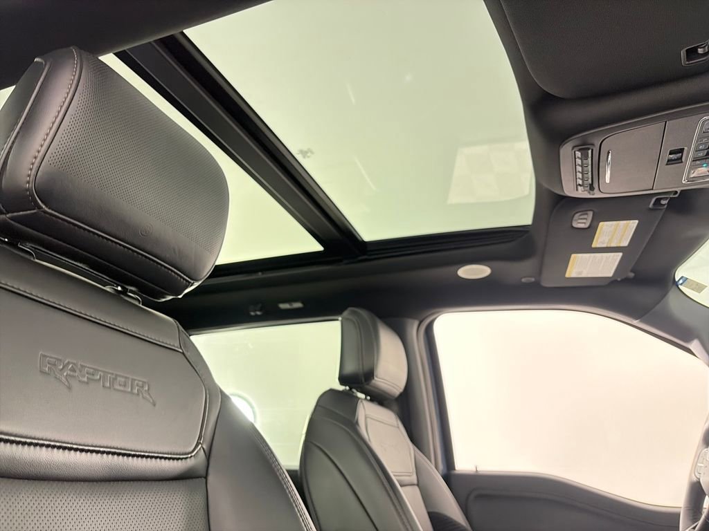 Certified 2023 Ford F150 Raptor w/ Raptor 37 Performance Package image 33