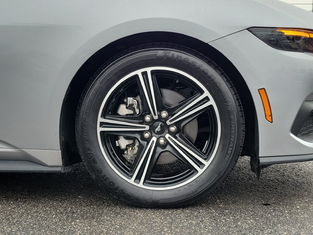 Certified 2025 Ford Mustang Premium RWD image 9