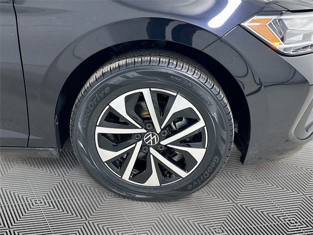 Used 2023 Volkswagen Jetta S image 24