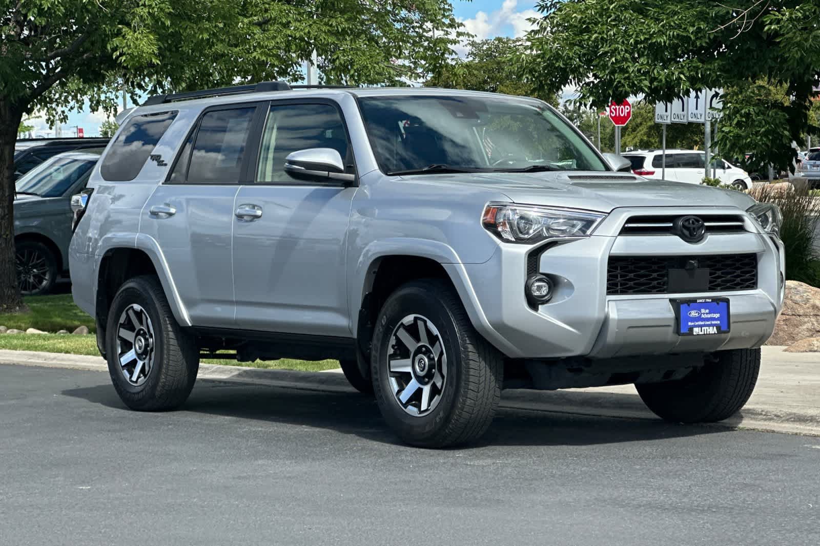 Used 2024 Toyota 4Runner TRD Off-Road Premium w/ Off Road Premium Plus Package AWD/4WD image 9