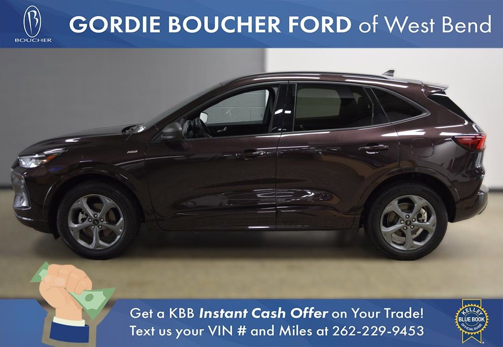 Certified 2023 Ford Escape ST-Line w/ Tech Pack #1 image 2
