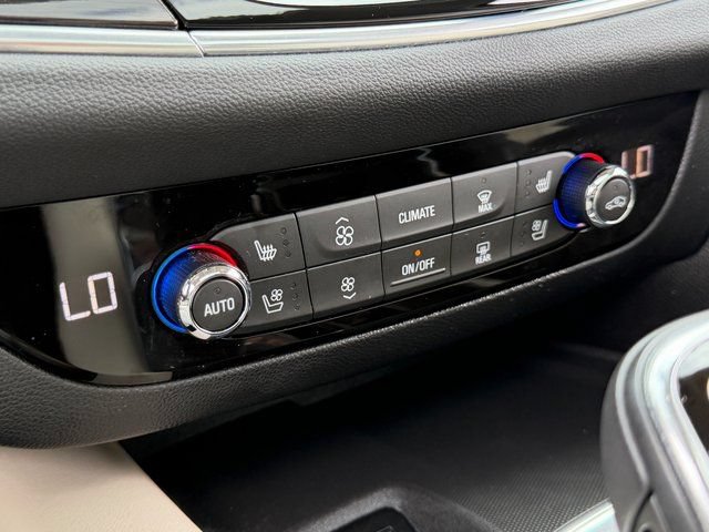 Used 2018 Buick Enclave Premium w/ Trailering Package AWD/4WD image 39