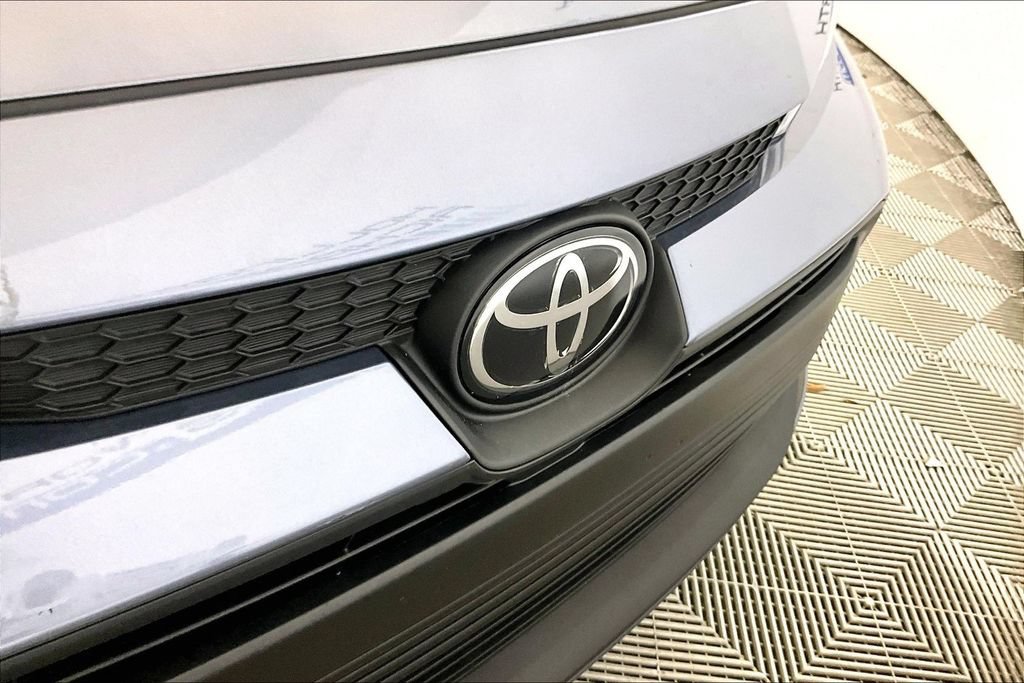 Used 2026 Toyota Corolla LE FWD image 23