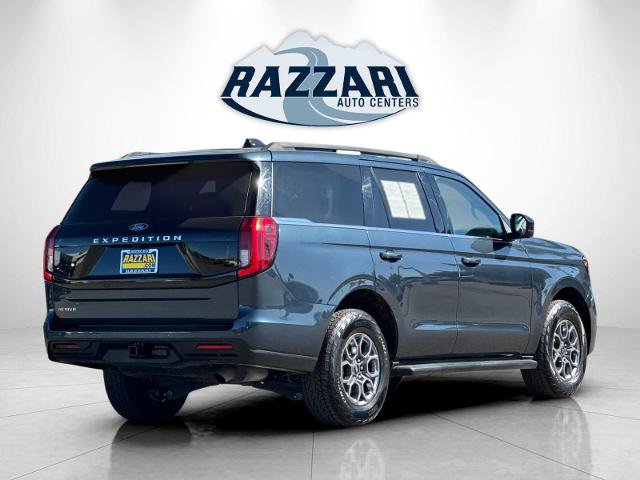 Certified 2025 Ford Expedition Active RWD image 3