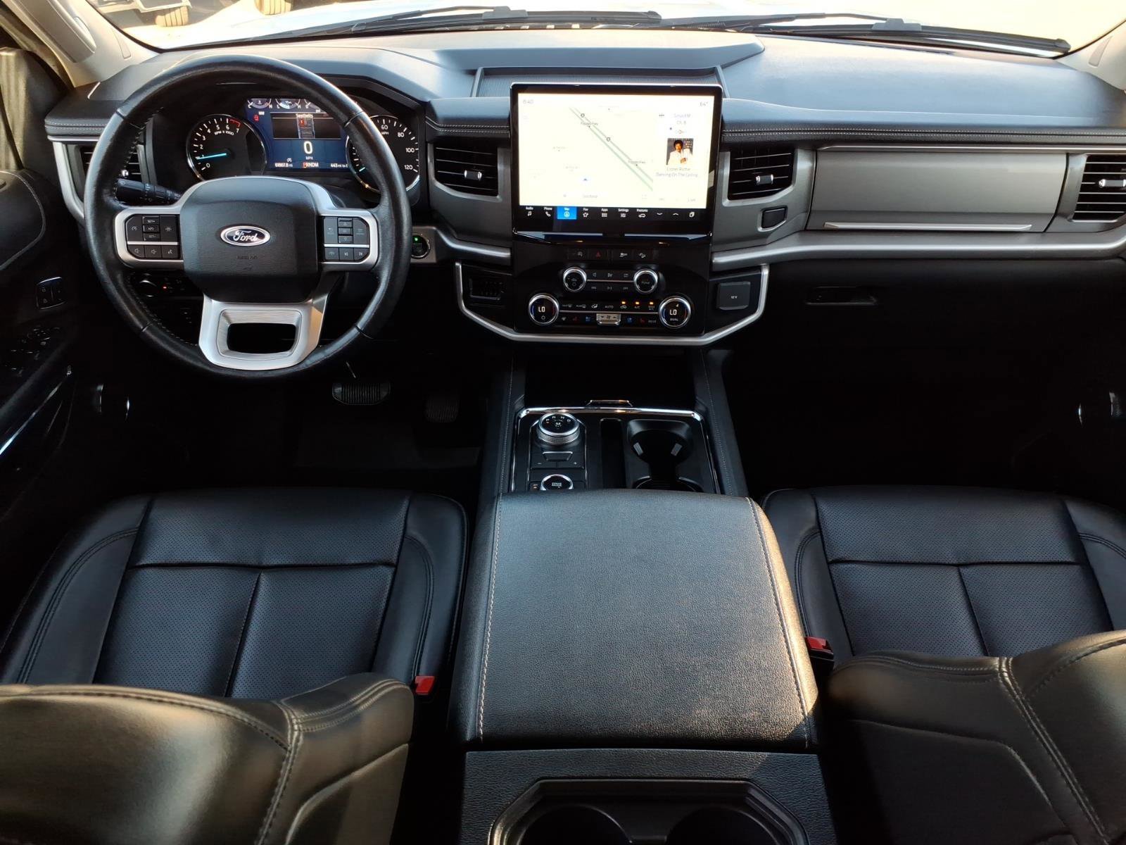 Certified 2024 Ford Expedition XLT image 15