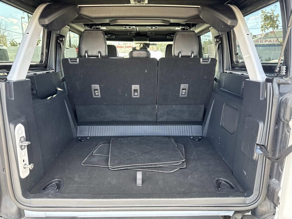 Certified 2025 Ford Bronco Outer Banks image 8