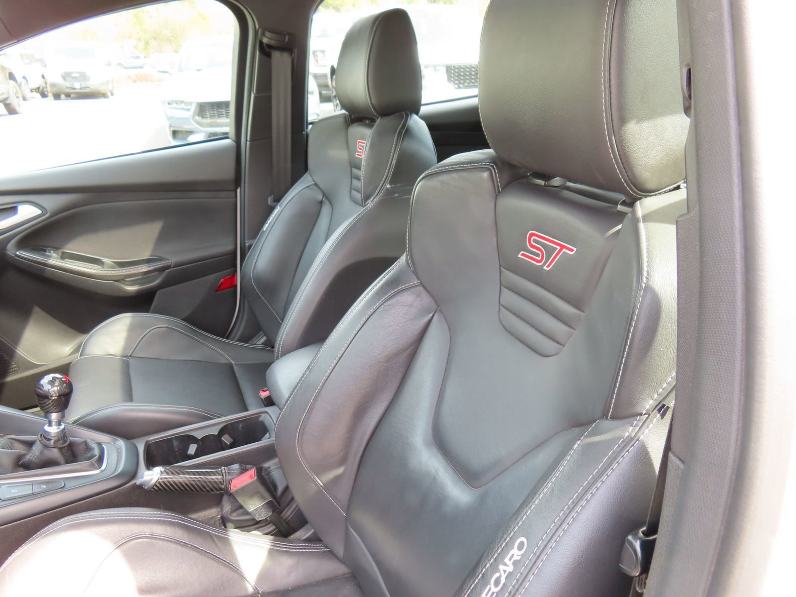 Certified 2017 Ford Focus ST w/ Equipment Group 402A image 33