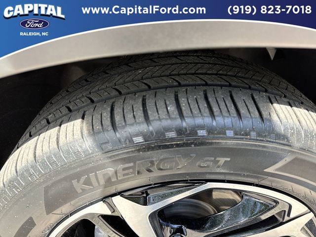 Used 2023 Chevrolet TrailBlazer RS w/ Sun and Liftgate Package image 13