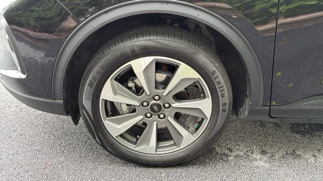 Certified 2024 Ford Escape Platinum AWD/4WD image 13
