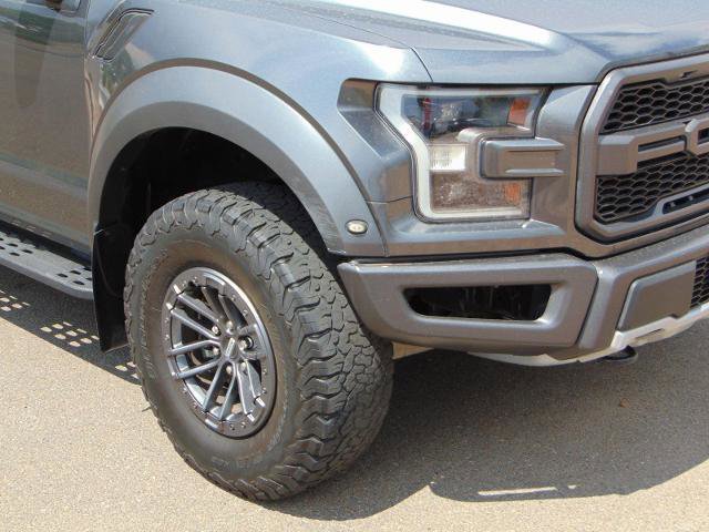 Certified 2019 Ford F150 Raptor w/ Equipment Group 802A Luxury image 9