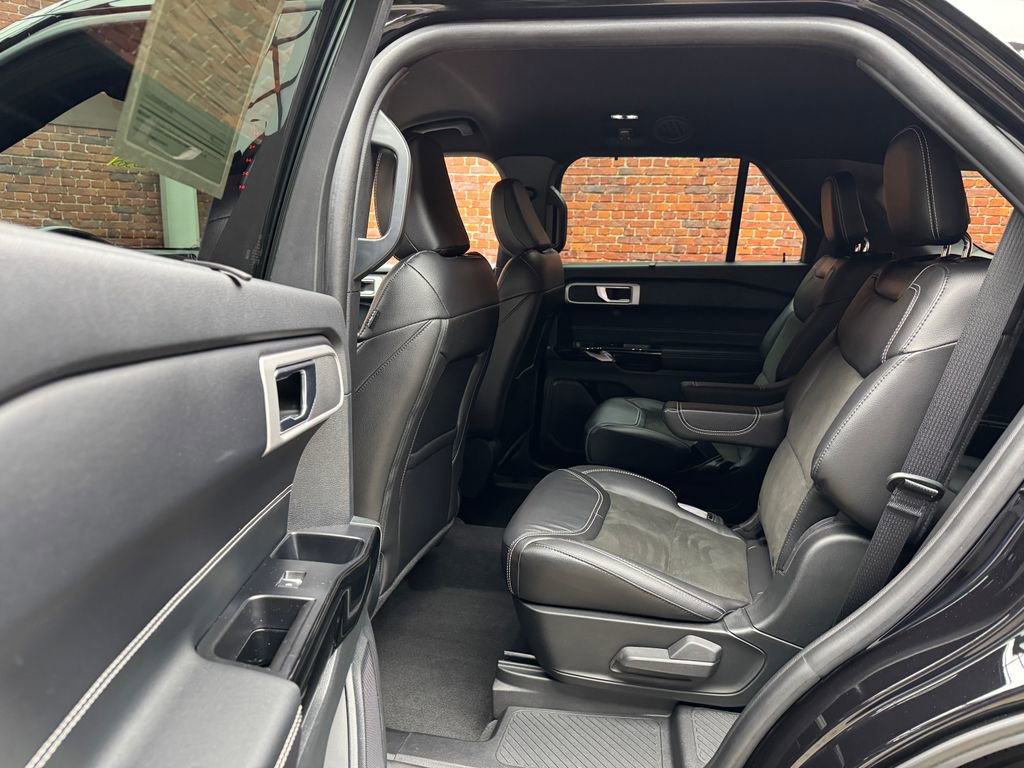 Certified 2022 Ford Explorer ST w/ ST Street Pack AWD/4WD image 24