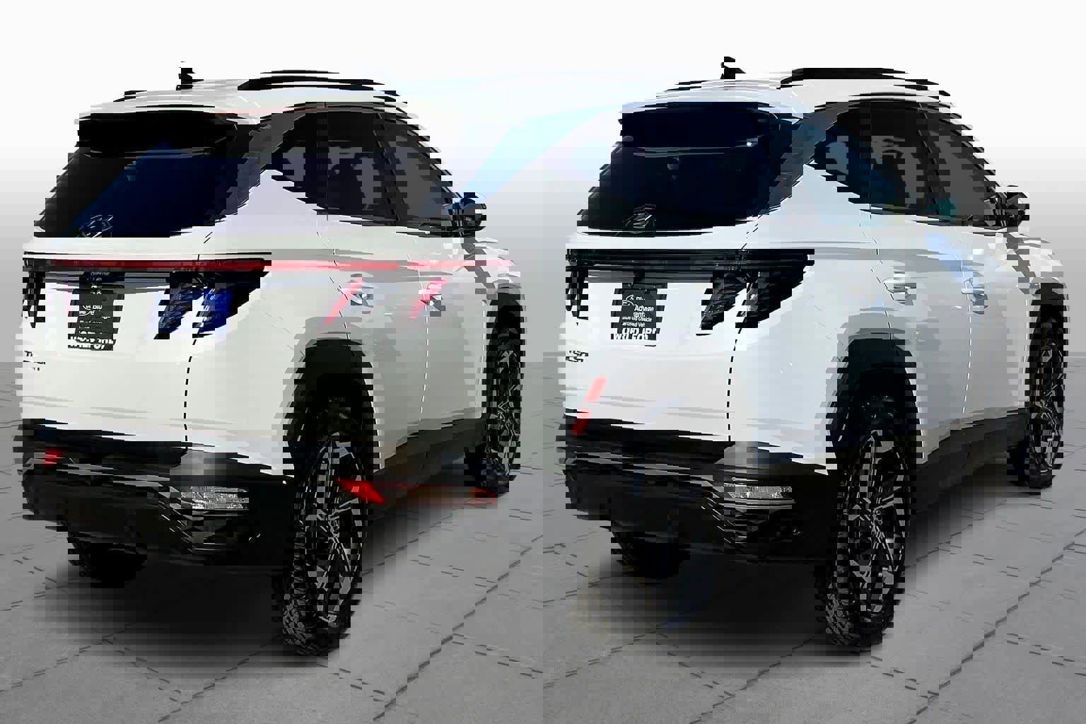 Used 2022 Hyundai Tucson SEL w/ Convenience + Premium Package image 3