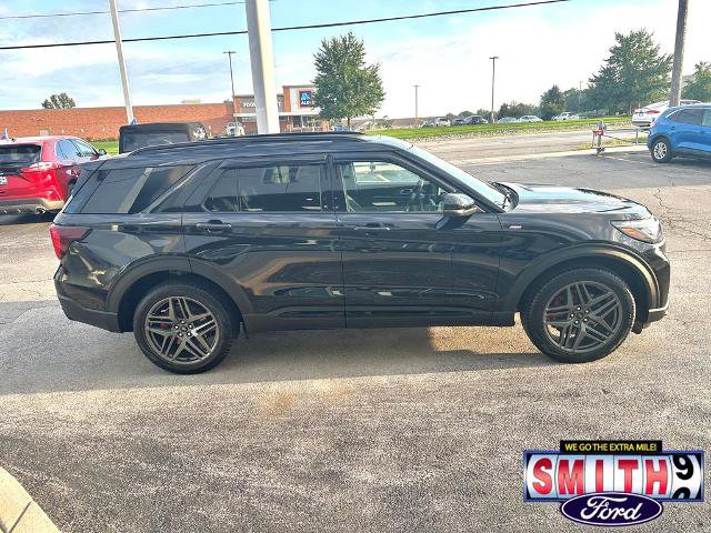 Certified 2026 Ford Explorer ST-Line w/ ST-Line Street Pack AWD/4WD image 7
